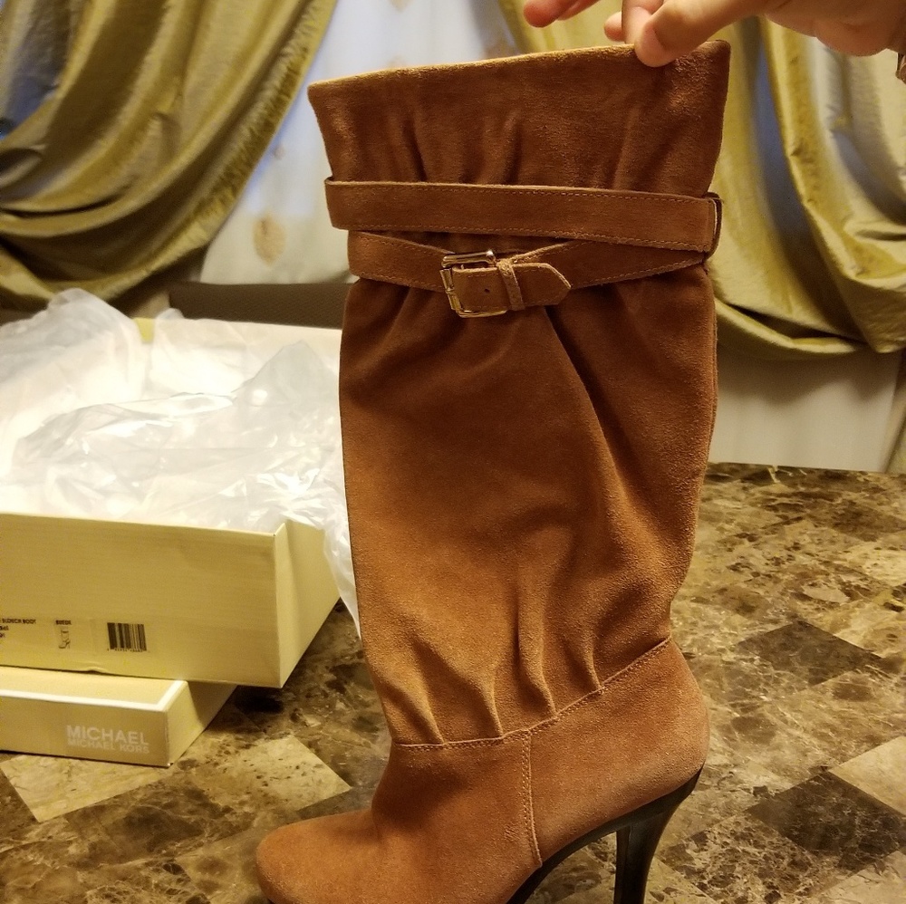 Michael Kors Suede Slouch boots! Color is luggage